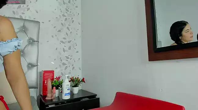 Girls: try live performances with matured performers, from dancing to quirks, in a variety of beautiful sex cams.