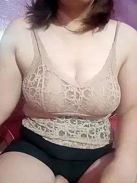 Candy-bae from StripChat is Freechat