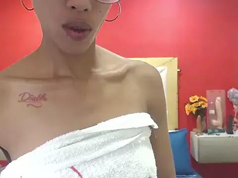 CanellaHotx from StripChat is Freechat