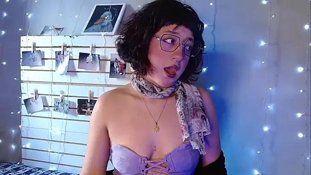 caraenaranja from StripChat
