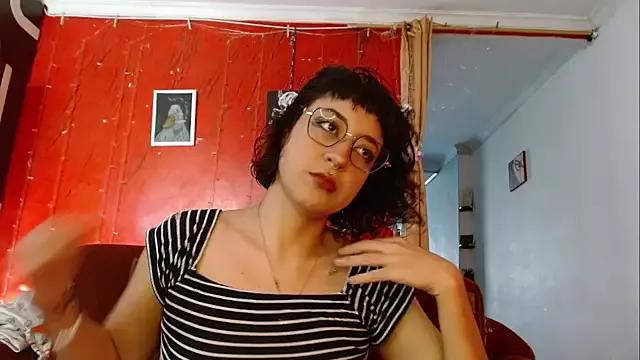 caraenaranja from StripChat is Freechat