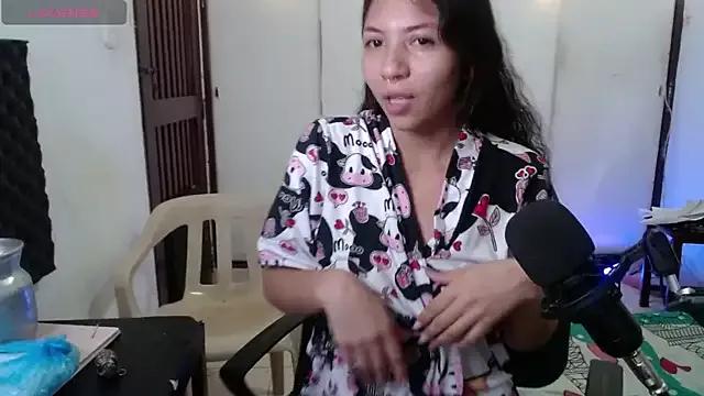 Carlacutte from StripChat is Freechat