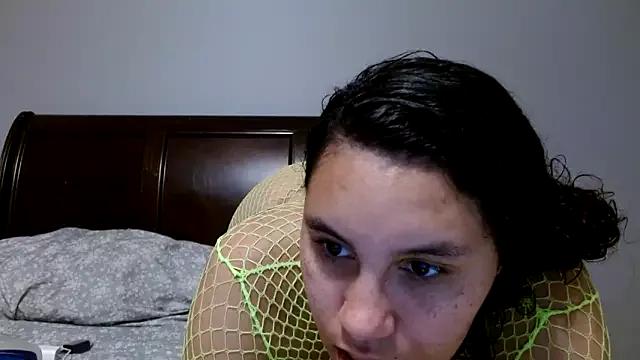 carlithefreak from StripChat is Freechat