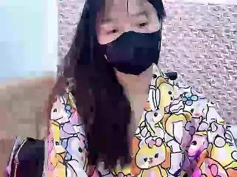 Caroline-babe from StripChat is Freechat