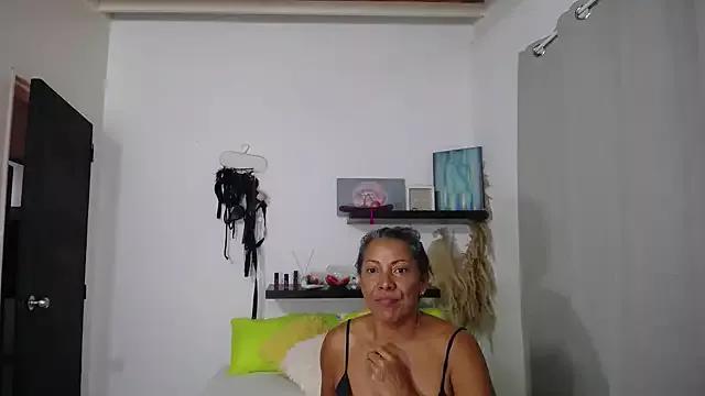 Carry_Big from StripChat