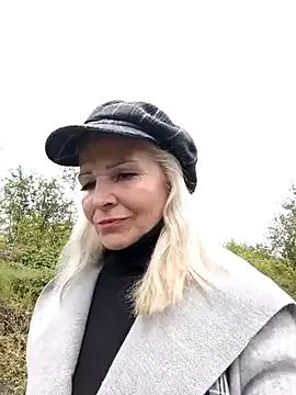 CassandraSandra44 from StripChat