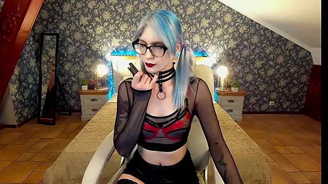CassandraStarr from StripChat