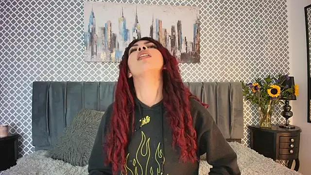 Cassie_bloom from StripChat