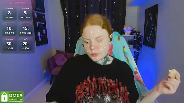 Cassie_xKiss from StripChat