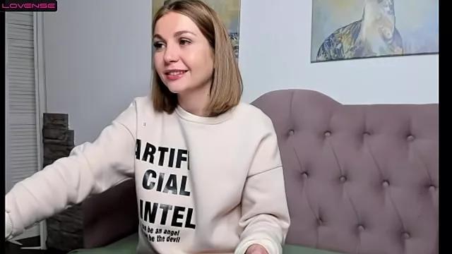 CassieMils from StripChat