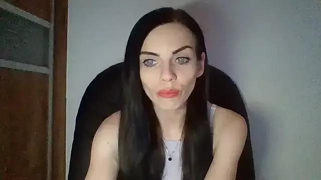 CassieSensual from StripChat is Freechat