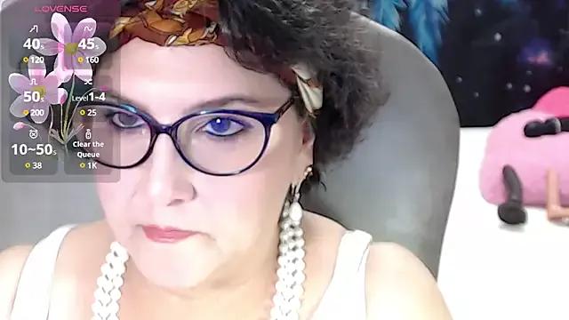 cataleya_mom from StripChat