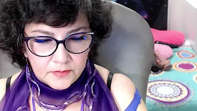 cataleya_mom from StripChat