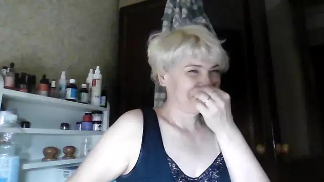 Catty_Lady from StripChat