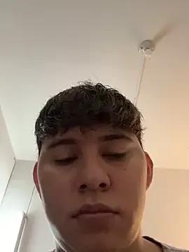 ccruizm08 from StripChat is Freechat