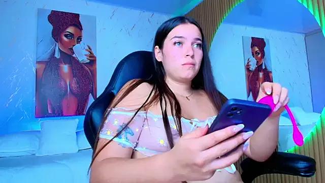 CelesteeQueen from StripChat