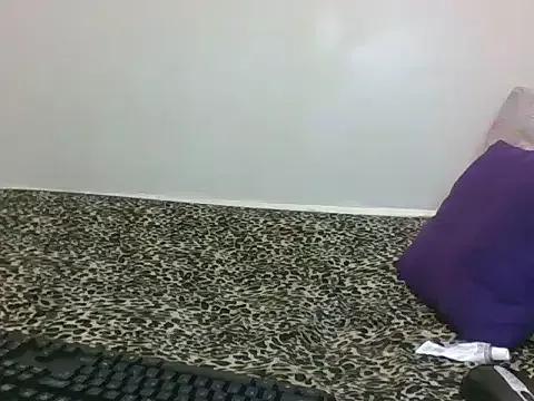Cessylolla from StripChat