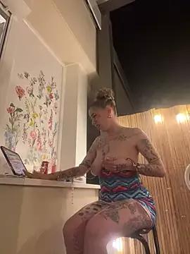 Chachou000 from StripChat