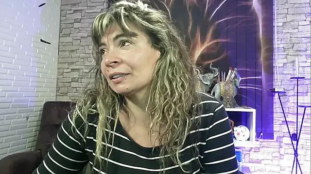 charlotedoll from StripChat is Freechat