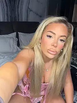 Cheeky_Chloe from StripChat is Freechat