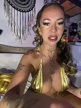 CheekyChels from StripChat