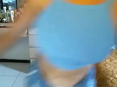 chicantonella from StripChat