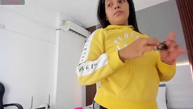 Girls: try live performances with matured performers, from dancing to quirks, in a variety of beautiful sex cams.