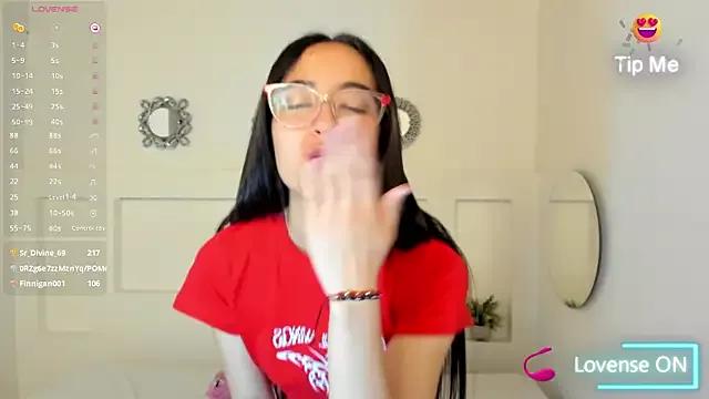 Girls: try live performances with matured performers, from dancing to quirks, in a variety of beautiful sex cams.
