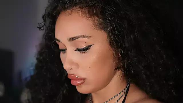 ChloeJoyce from StripChat is Freechat