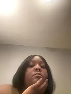 chocolate_covered_peaches from StripChat