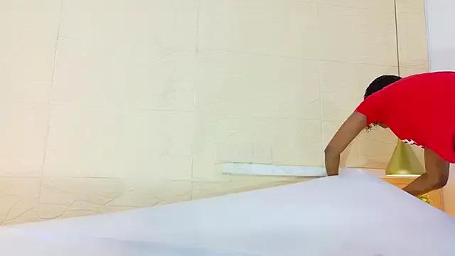 Chocolatte_bar from StripChat