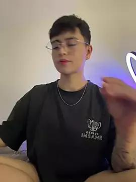 Chriss_gomez2 from StripChat is Freechat