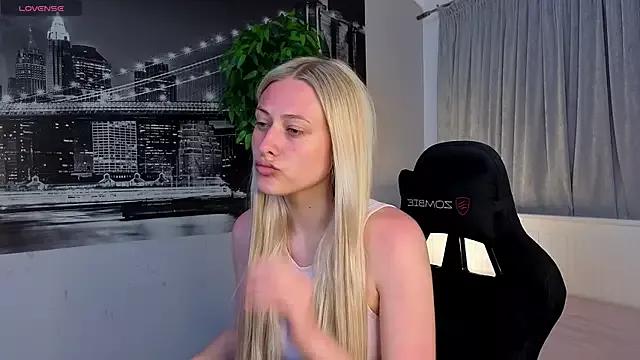 ChristyMarshall from StripChat is Freechat