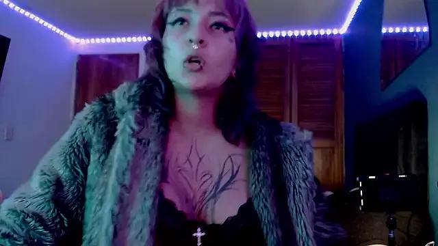 Cloe_brycee from StripChat is Freechat