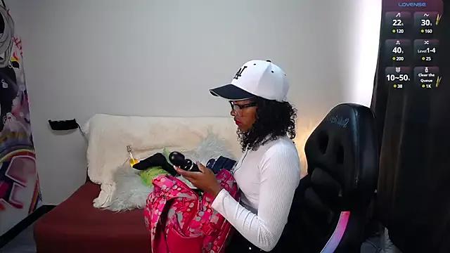 cloe_cooper_ from StripChat is Freechat
