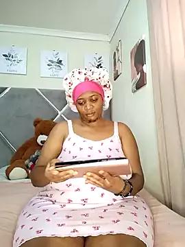 CocoBootyyy from StripChat