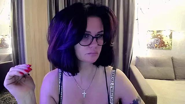 CollenRodrigezz_zz from StripChat