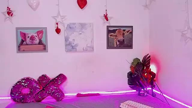 Girls: try live performances with matured performers, from dancing to quirks, in a variety of beautiful sex cams.