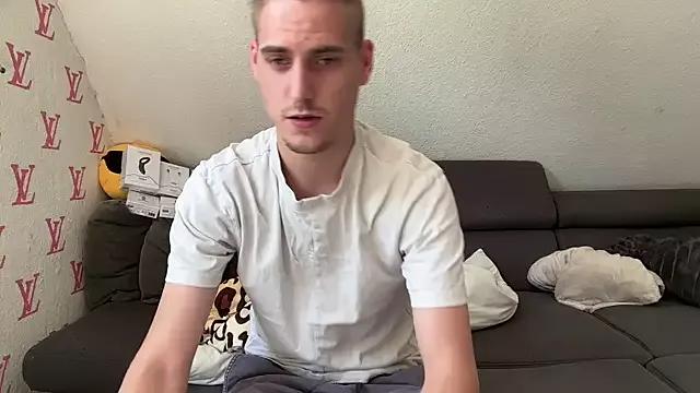 Cookieboy88 from StripChat