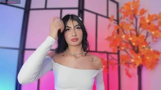 cooper-Alaia from StripChat