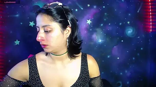 Cristal_de_Leon from StripChat is Freechat