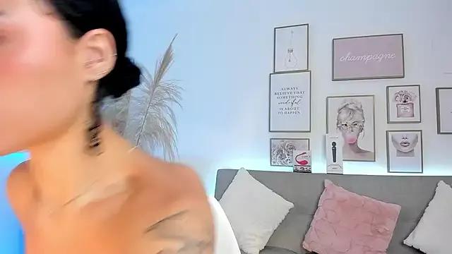Girls: try live performances with matured performers, from dancing to quirks, in a variety of beautiful sex cams.