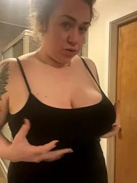 cumming_atyou from StripChat