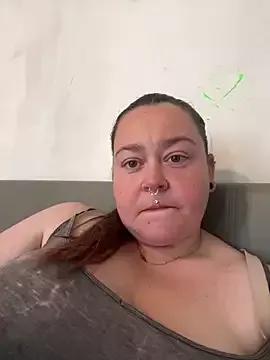 CurvyAlaya from StripChat is Freechat