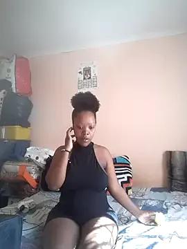 curvysexybody from StripChat is Freechat