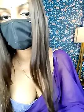 Cute-Maahi from StripChat is Freechat