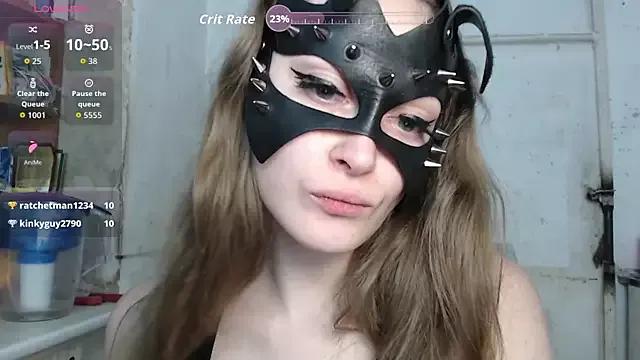 cutemilana_sexwife from StripChat is Freechat