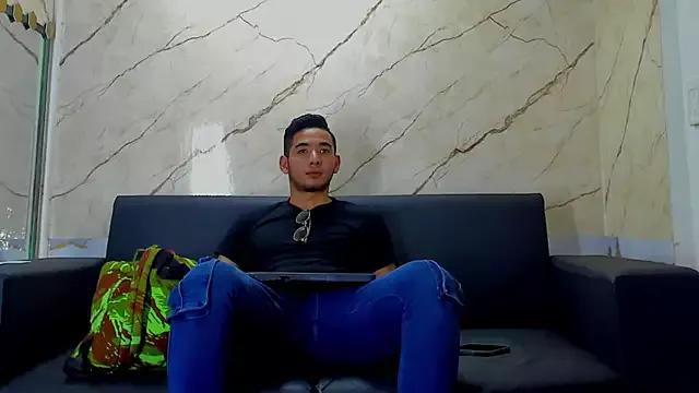 daamiann_ from StripChat is Freechat