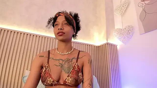 daiana_curly from StripChat