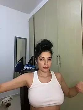dakota_le from StripChat is Freechat